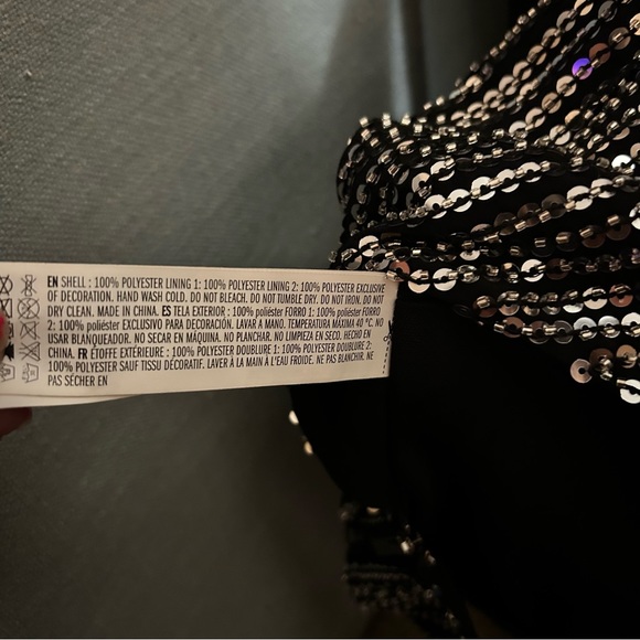 Endless Rose Cropped Open Back Sequins Top - Picture 7 of 8